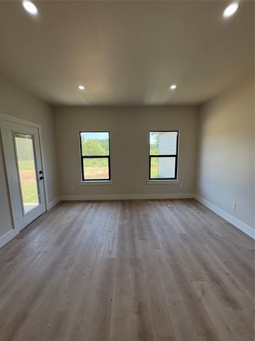 1057 Salvation Drive, Weatherford, TX 76088