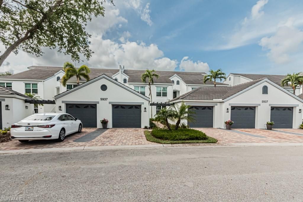 5937 Sand Wedge LN 1503, NAPLES, FL 34110 — photo 4