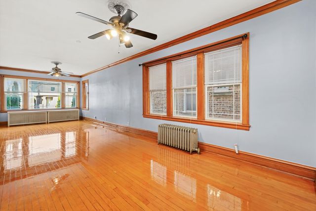 5223 W School Street 1, Chicago, IL 60641