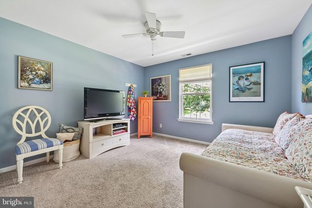 104 1ST AVE, Sicklerville, NJ 08081