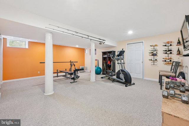 104 1ST AVE, Sicklerville, NJ 08081