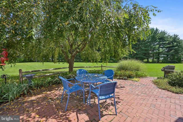 104 1ST AVE, Sicklerville, NJ 08081