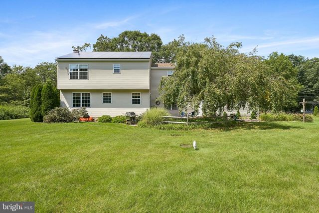 104 1ST AVE, Sicklerville, NJ 08081