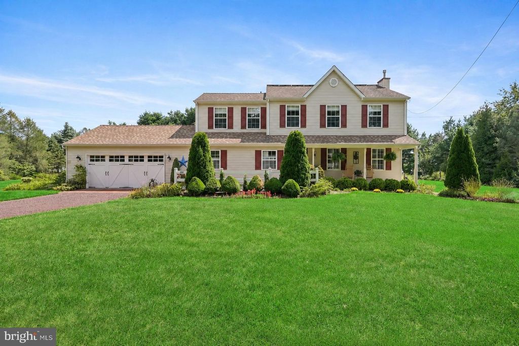 104 1ST AVE, Sicklerville, NJ 08081
