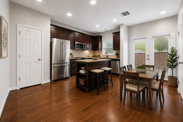 5106 Pinemont Place, Houston, TX 77092
