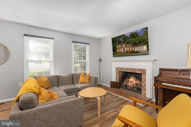 11942 SHENANDOAH CT, Woodbridge, VA 22192