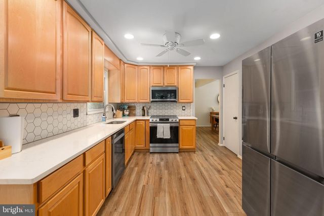 11942 SHENANDOAH CT, Woodbridge, VA 22192