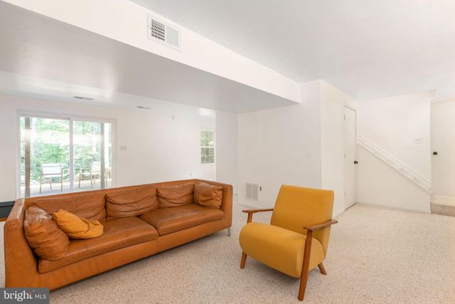 11942 SHENANDOAH CT, Woodbridge, VA 22192