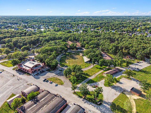 1095 Allison Street, Crown Point, IN 46307