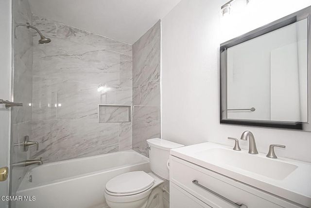 22949 Sycamore Creek Drive, Valencia, CA 91354