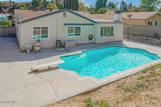 22949 Sycamore Creek Drive, Valencia, CA 91354