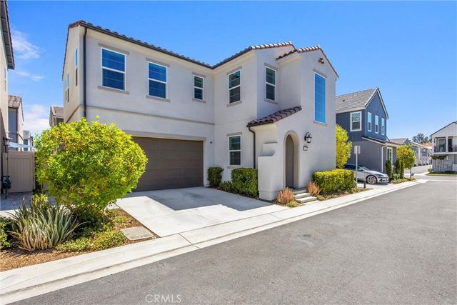 4036 Shada Ln, Corona, CA 92883