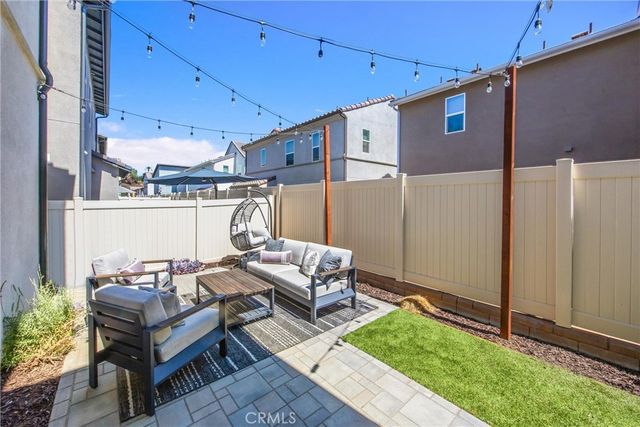 4036 Shada Ln, Corona, CA 92883
