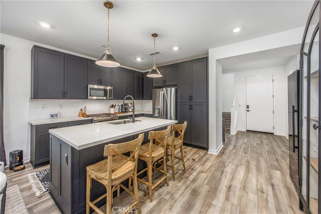 4036 Shada Ln, Corona, CA 92883