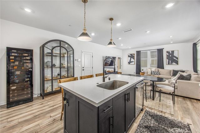 4036 Shada Ln, Corona, CA 92883
