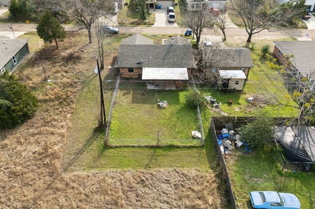 162 Westview Drive, Gun Barrel City, TX 75156