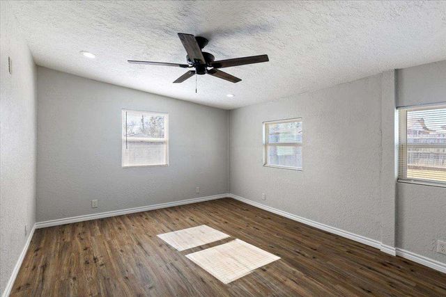 3303 SW Salinas Dr, Lawton, OK 73501