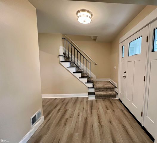 1173 Highgate Drive, Flint, MI 48507