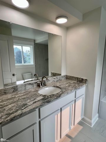 1173 Highgate Drive, Flint, MI 48507