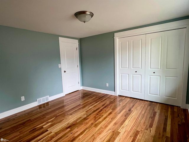 1173 Highgate Drive, Flint, MI 48507