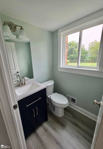 1173 Highgate Drive, Flint, MI 48507