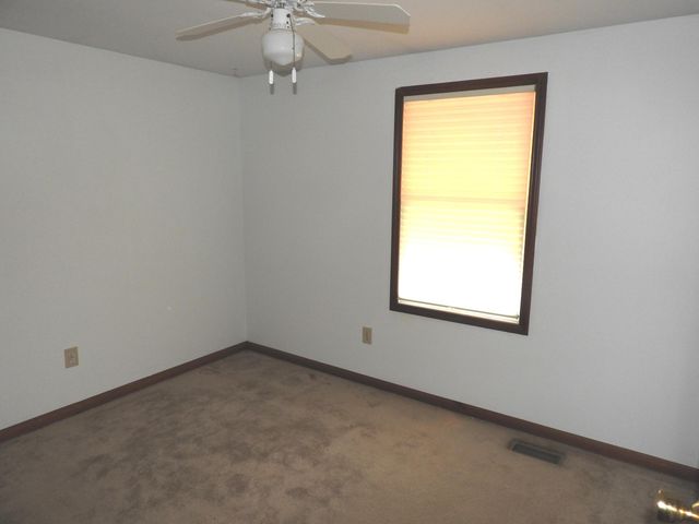 8180 Dog Leg Road 8180 Dog Leg Road, Dayton, OH 45414