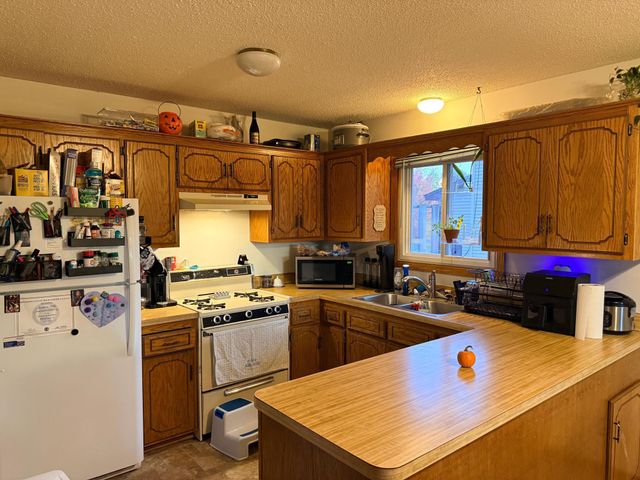 11309 Louisiana Avenue N, Champlin, MN 55316