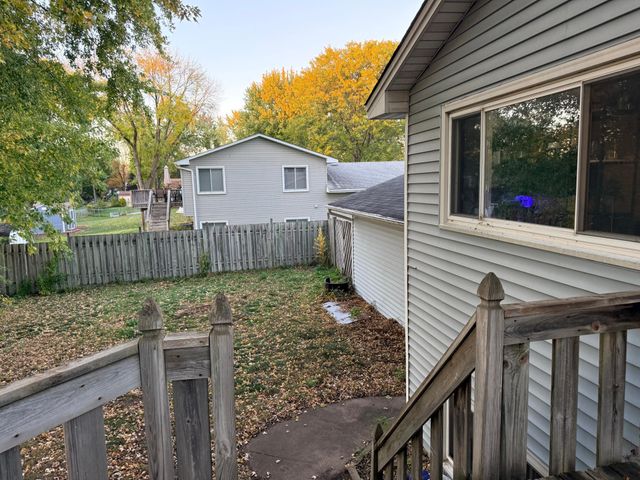 11309 Louisiana Avenue N, Champlin, MN 55316