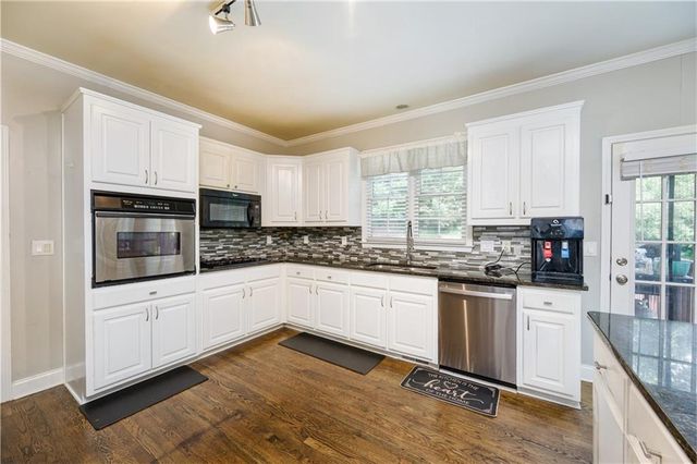 4461 Weston Drive SW, Lilburn, GA 30047