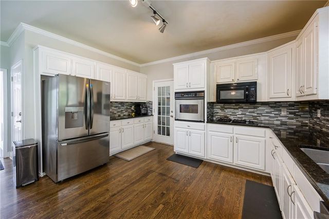 4461 Weston Drive SW, Lilburn, GA 30047