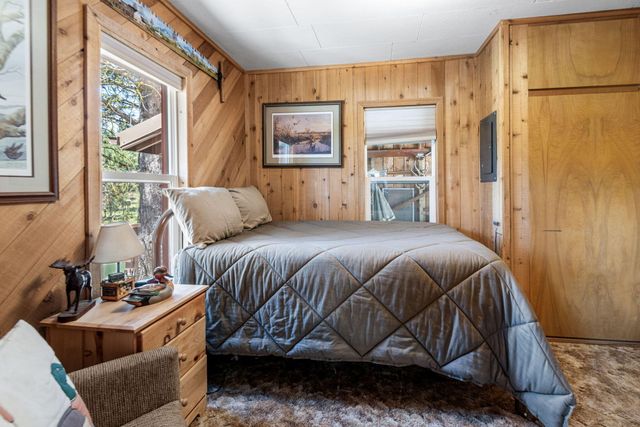 52027 Old Wickiup Road, La Pine, OR 97739