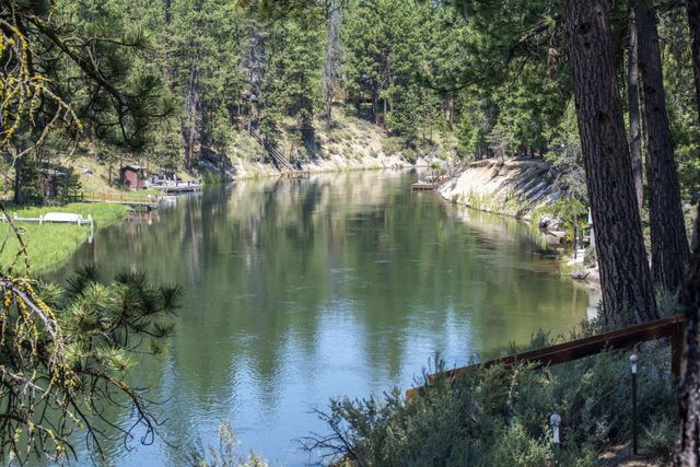 52027 Old Wickiup Road, La Pine, OR 97739