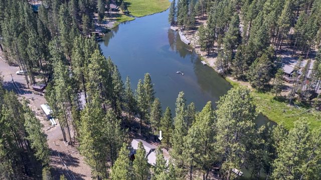 52027 Old Wickiup Road, La Pine, OR 97739