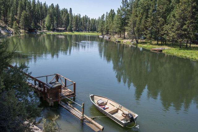 52027 Old Wickiup Road, La Pine, OR 97739