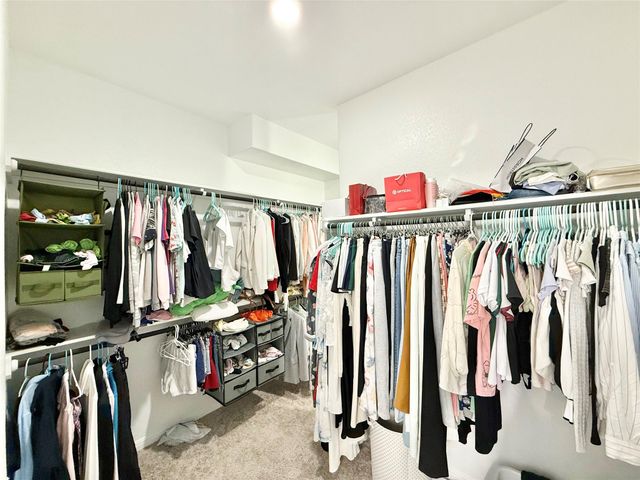 923 Palo Brea LOOP, Hutto, TX 78634