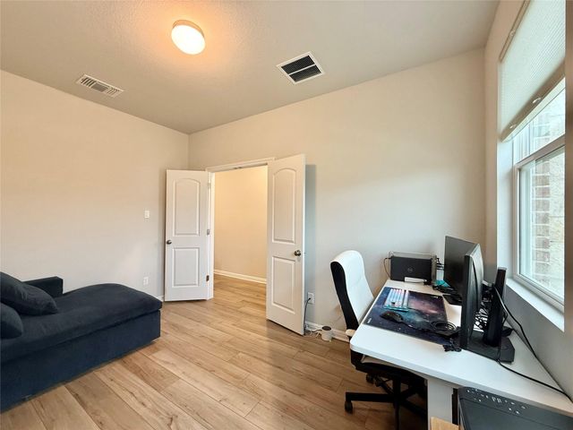 923 Palo Brea LOOP, Hutto, TX 78634