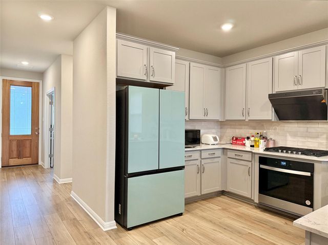 923 Palo Brea LOOP, Hutto, TX 78634