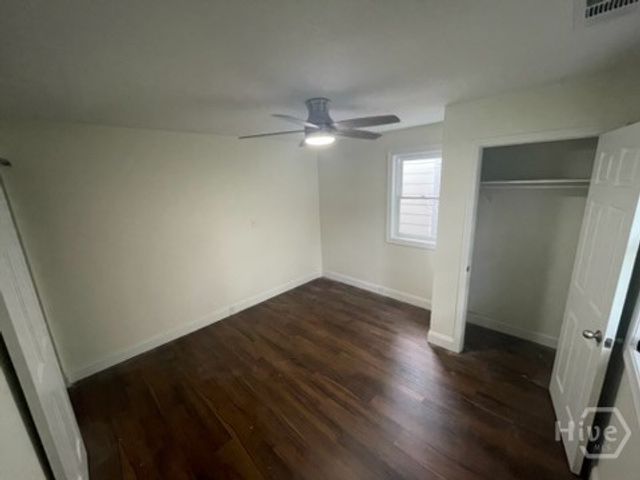 631 W 35th Street, Savannah, GA 31415