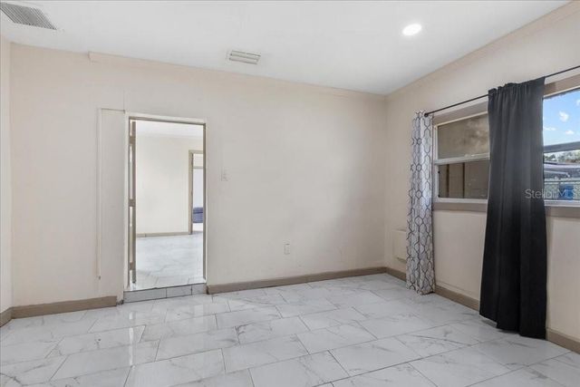 517 OAK STREET, Auburndale, FL 33823