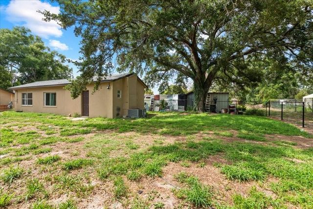 517 OAK STREET, Auburndale, FL 33823