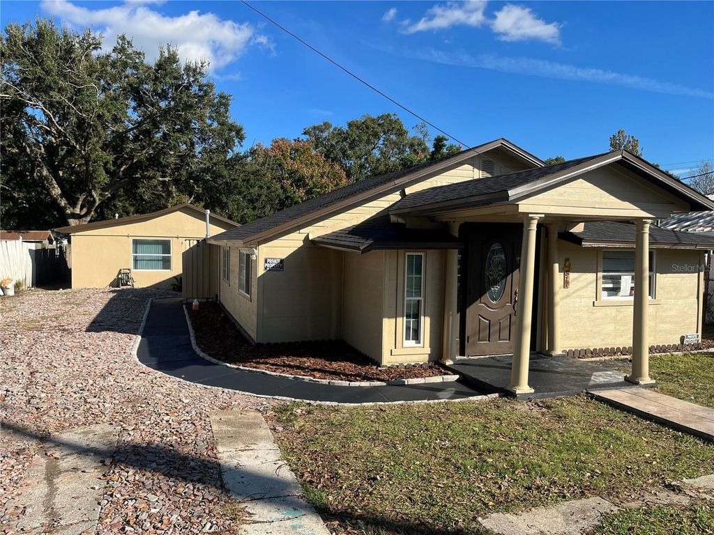 517 OAK STREET, Auburndale, FL 33823