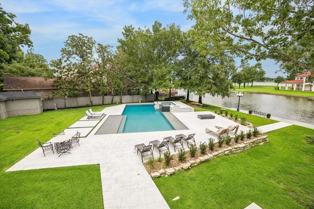 3135 Chippers Crossing, Montgomery, TX 77356