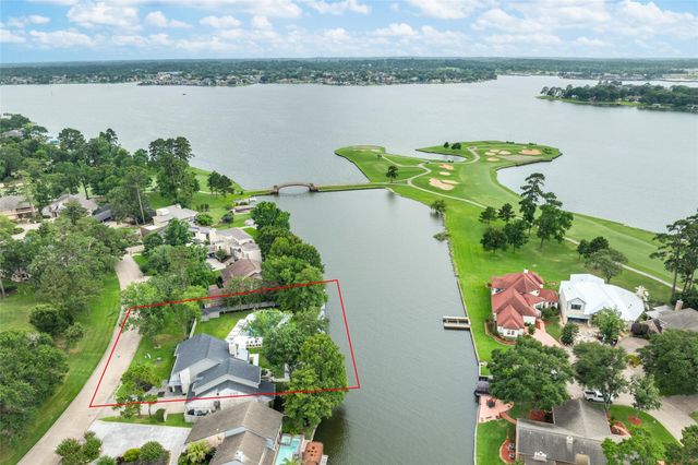 3135 Chippers Crossing, Montgomery, TX 77356
