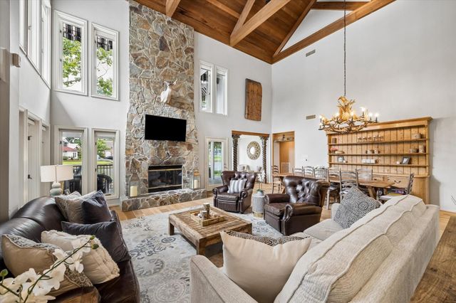 3135 Chippers Crossing, Montgomery, TX 77356