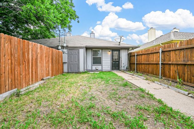 4917 Geddes Avenue, Fort Worth, TX 76107