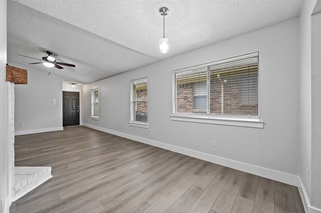 4917 Geddes Avenue, Fort Worth, TX 76107