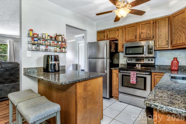 13 Spring Lake Drive, Fletcher, NC 28732