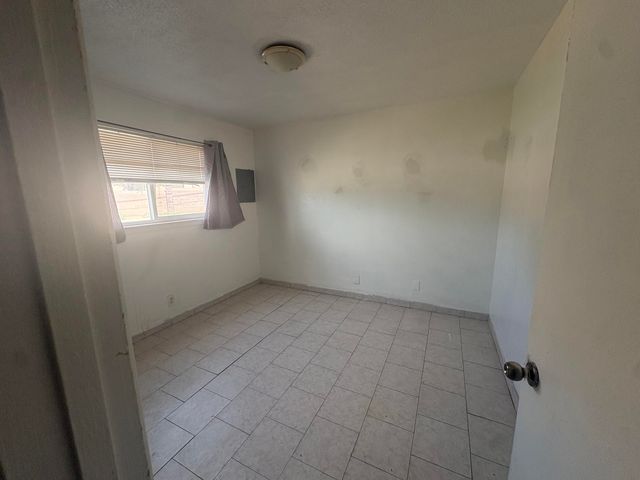 3931 Ortiz Court NE APT B, Albuquerque, NM 87110