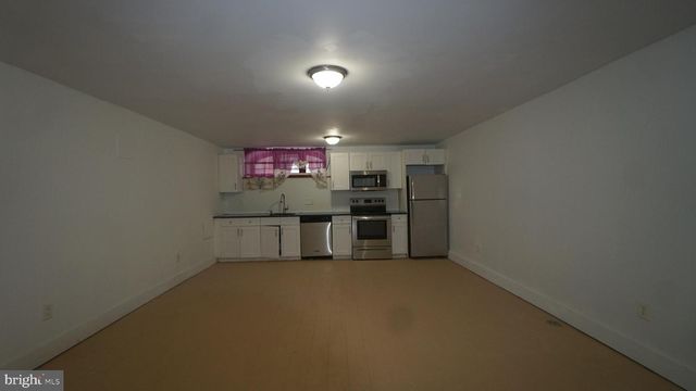 1921 W DIAMOND ST, Philadelphia, PA 19121