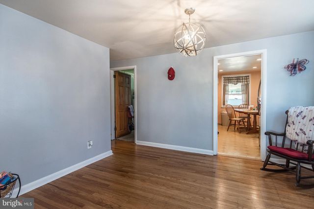 8617 ALICIA ST, Philadelphia, PA 19115